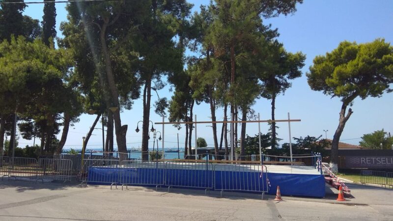 Για πρώτη φορά εξέδρα για την Παναγιά στα Πευκάκια της Μηχανιώνας
