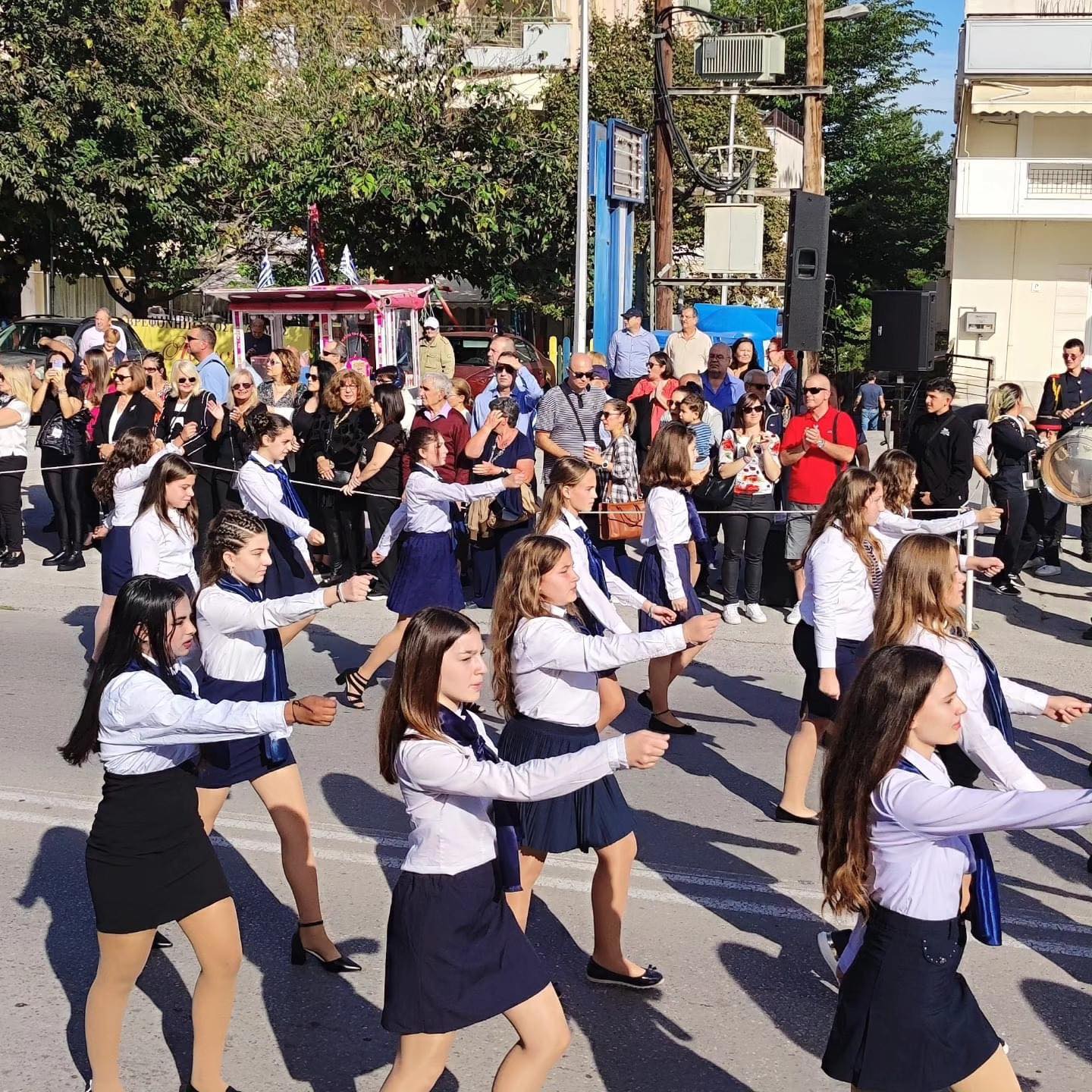 Παρουσία Τσαμασλή και Τζέκου η κεντρική παρέλαση στην Περαία (ΦΩΤΟΡΕΠΟΡΤΑΖ)