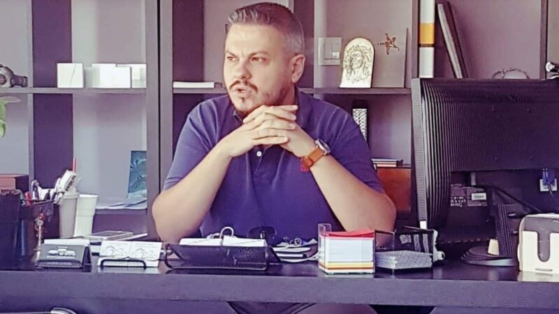 Δάκης Καζάκος: ” Ευχαριστώ όλες τις φίλες και φίλους που με ψήφισαν για δεύτερη τετραετία”