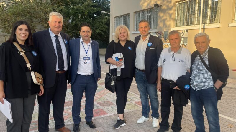 Πρώτη…”έφοδος” Κούτουκα στο εκλογικό κέντρο της Μηχανιώνας