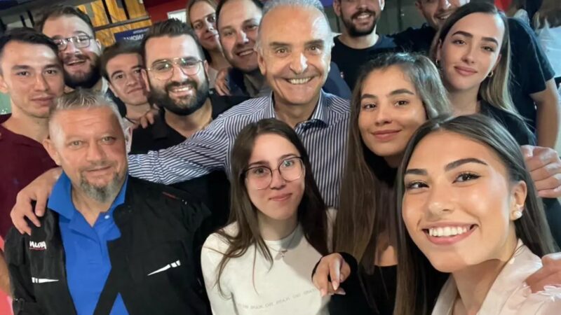 “Τα χαμόγελά σας, είναι η δύναμη μας!”