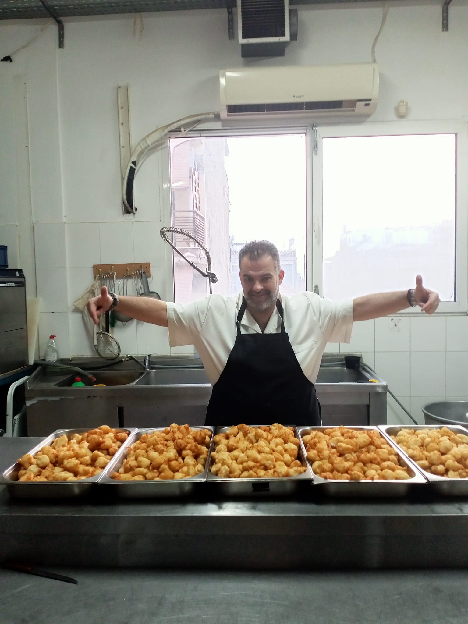 Εχει κόκορα κρασάτο σήμερα στον “Κατσαρόλα”!!!