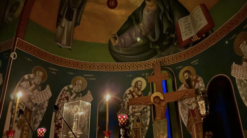 ΤΩΡΑ: Κατάνυξη για τον Αγιο Παρθένιο στην Οσία Παρασκευή την Επιβατινή