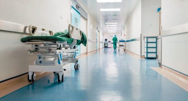 Δημόσια νοσοκομεία: Τα ράντζα ζουν και βασιλεύουν (ΒΙΝΤΕΟ)