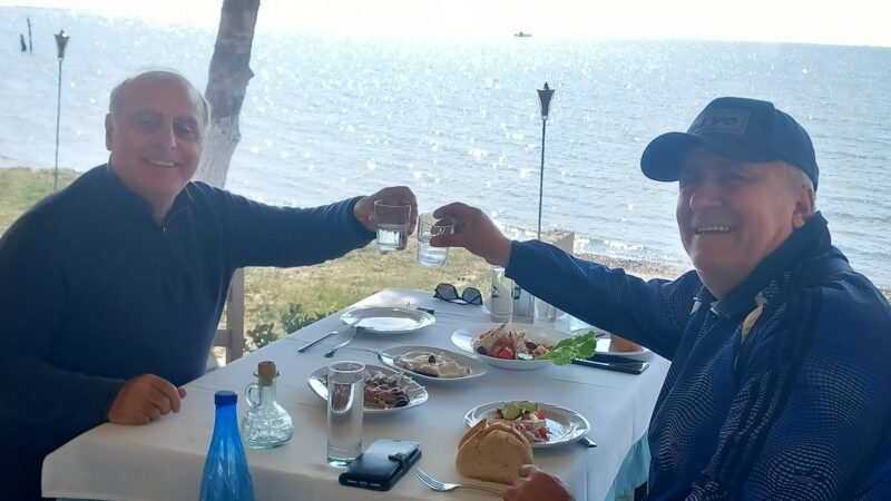 Ουζάκι Φεστερίδη-Τοπαλίδη στην Παραλία Επανομής!