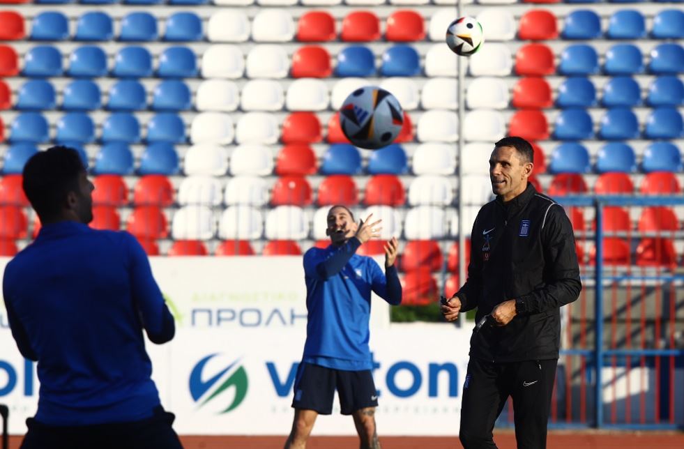 Ανεβάζει ρυθμούς η Εθνική ποδοσφαίρου για το παιχνίδι με το Καζακστάν (BINTEO)