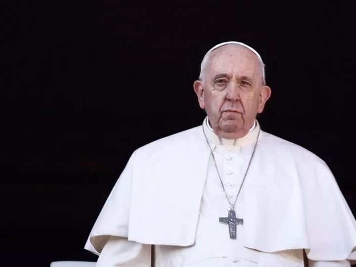 Πάσχα Καθολικών: Πρόβλημα με τον Πάπα Φραγκίσκο-Δεν πήγε στην Οδό του Μαρτυρίου, στο Κολοσσαίο (ΒΙΝΤΕΟ)