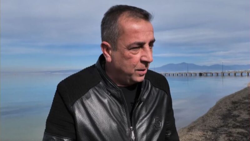 Αποκαλύψεις…ζωής από τον Δημήτρη Χρυσοχοϊδη για τον Βασίλη Καρρά με φόντο την Αγία Τριάδα: ” «Το πιο σημαντικό κομμάτι της ζωής του ήταν…» (ΒΙΝΤΕΟ)