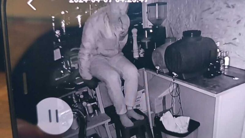 Θρασύτατη απόπειρα διάρρηξης στον “Μάκη” (ΒΙΝΤΕΟ-ΣΟΚ)