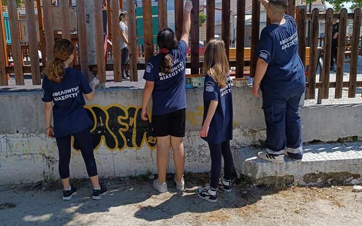 Οι κάτοικοι του Μεσημερίου καθάρισαν και καλλώπισαν, εθελοντικά, το πάρκο του χωριού (ΦΩΤΟΡΕΠΟΡΤΑΖ)