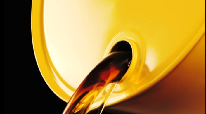 Άλμα 4% στις τιμές του πετρελαίου – Επανέρχονται τα «μαύρα» σενάρια (BINTEO)