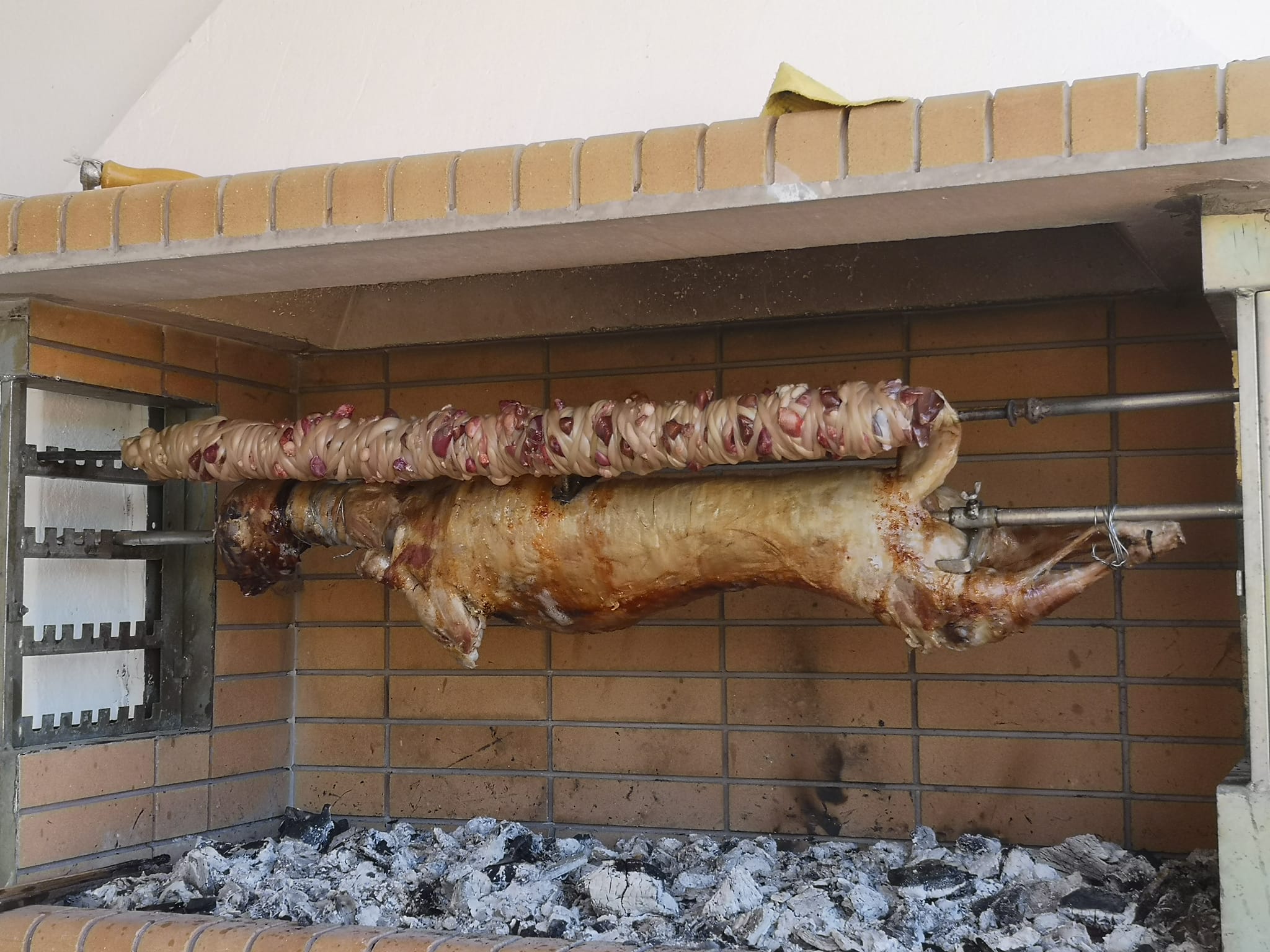 Γυρίζουν οι σούβλες στον Θερμαϊκό (ΒΙΝΤΕΟ)