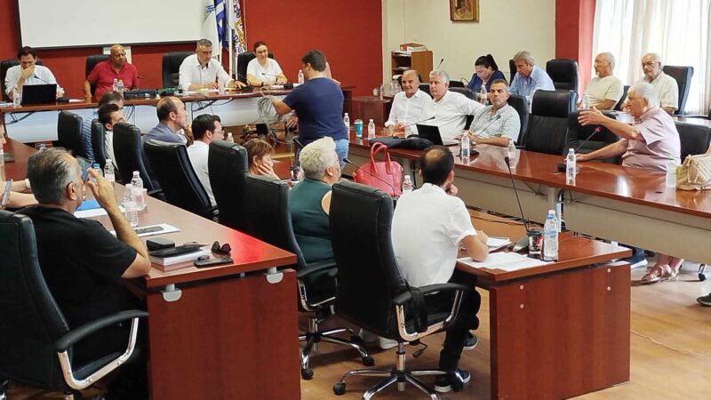 Ενταση στο ΔΣ για το κάμπινγκ της Αγίας Τριάδας-Ηχηρή παρέμβαση επιτροπής πολιτών (ΒΙΝΤΕΟ)