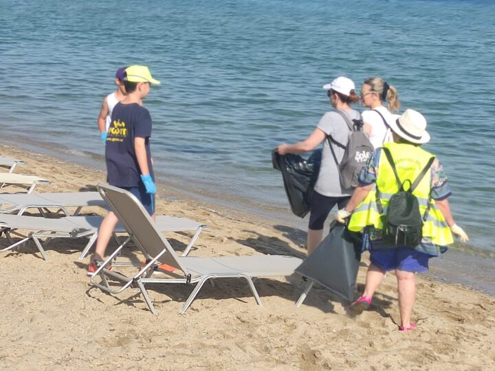 Η Εθελοντική Δράση Θερμαϊκού καθάρισε τις παραλίες μας (ΦΩΤΟΡΕΠΟΡΤΑΖ)