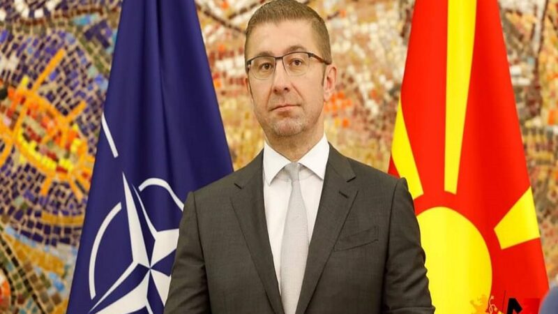 Αυτός ο τύπος προκαλεί και αποκαλεί τα Σκόπια…”Μακεδονία”