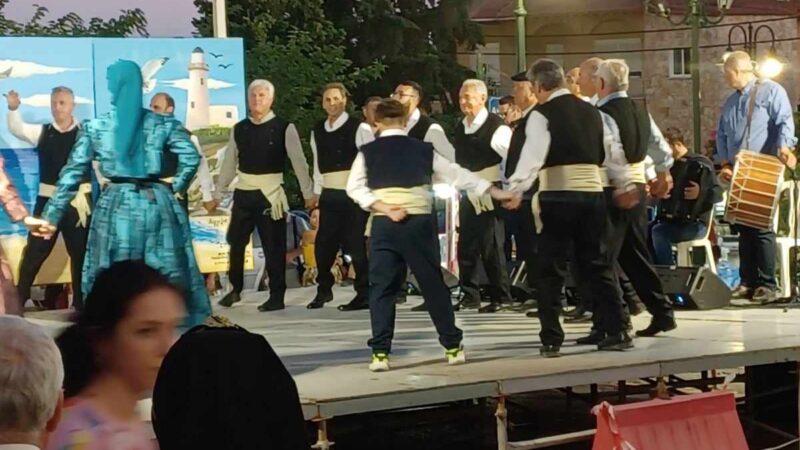 Παραδοσιακό γλέντι στο Αγγελοχώρι (ΦΩΤΟΡΕΠΟΡΤΑΖ)