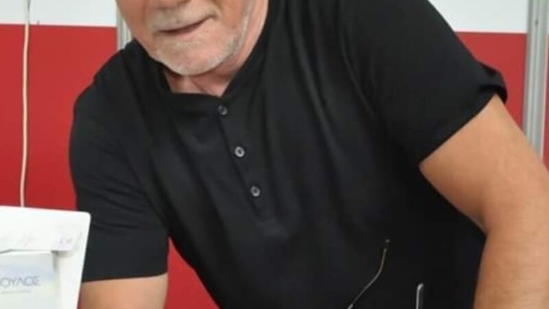 “Το μπάσταρδο”: Το νέο βιβλίο του Μένιου Σακελλαρόπουλου (ΒΙΝΤΕΟ)