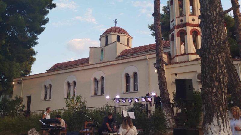 ΤΩΡΑ-Ιερός Ναός Μεταμόρφωσης του Σωτήρος: Δοξασμένη και ολόλαμπρη Περαία ετών 101! (LIVE)