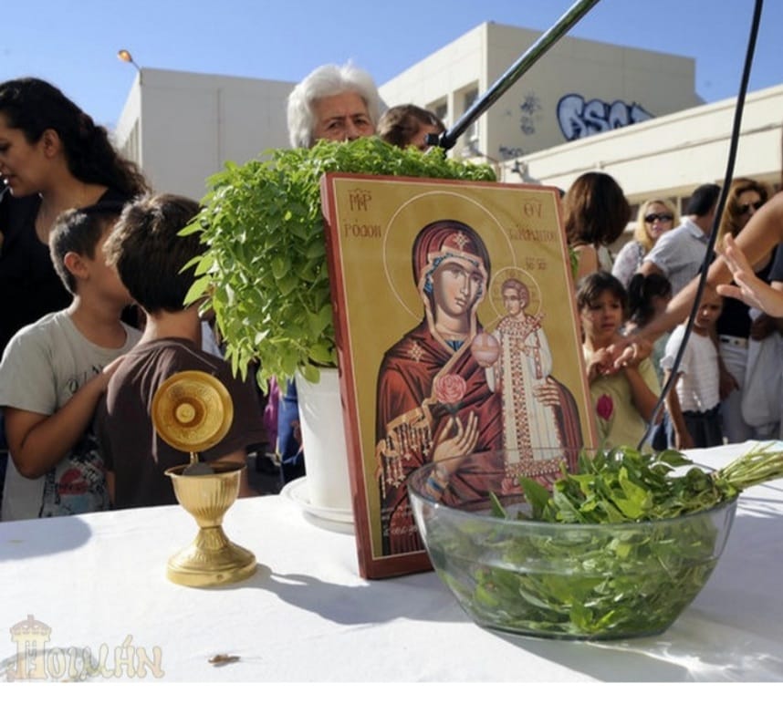 Οι Αγιασμοί σε όλα τα σχολεία του Δήμου Θερμαϊκού