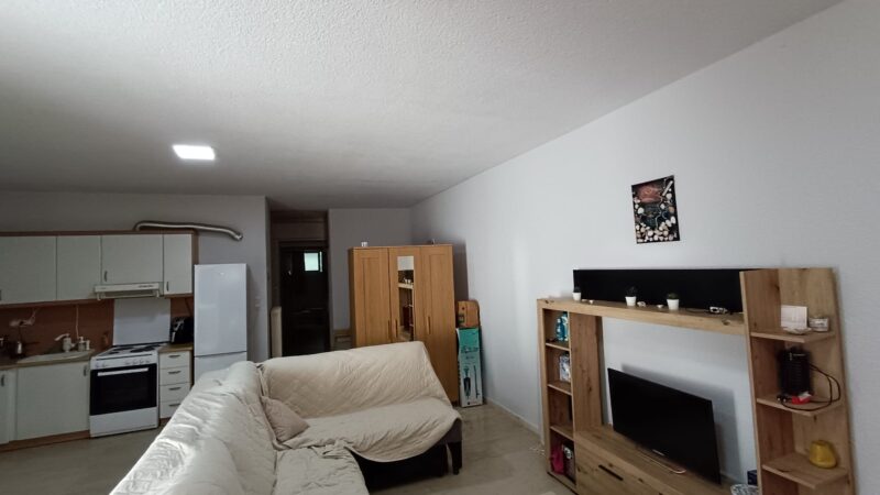 Mandraou Home: Διαμέρισμα στην Περαία για επένδυση με άμεση απόσβεση