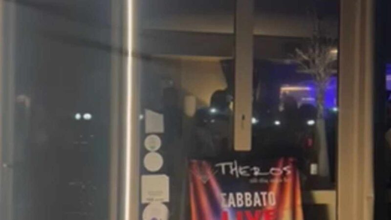 ΤΩΡΑ: Sold out η πρεμιέρα της Σοφίας Βήκα! (ΒΙΝΤΕΟ)