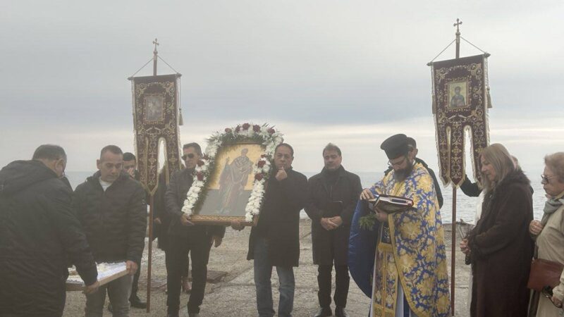 Ν. Επιβάτες: Άγιε μου Βασιλάκη μου και άγιε μου Νικόλα, προστάτευε τους ναυτικούς την ώρα του κυκλώνα (ΦΩΤΟΡΕΠΟΡΤΑΖ)