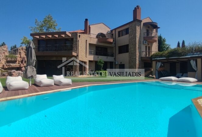 Real Estate Vasiliadis: ΠΩΛΕΙΤΑΙ εκπληκτική βίλα στη Μηχανιώνα!