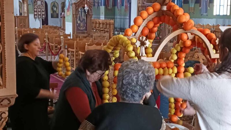Επανομή-Θεοφάνεια: Στην πλατεία αύριο το πρωί οι θρόνοι των τριών εκκλησιών
