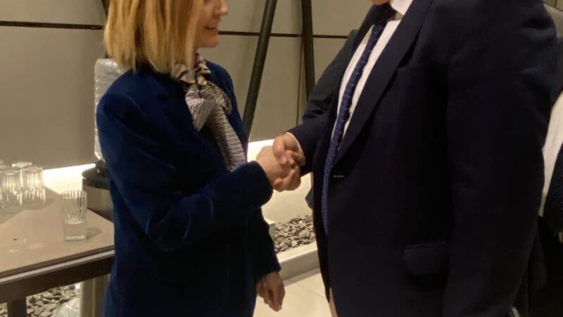 Κοντά στους αγρότες η Κατερίνα Ζιούτα-Συνάντηση με τον Κώστα Τσιάρα (ΦΩΤΟΡΕΠΟΡΤΑΖ)