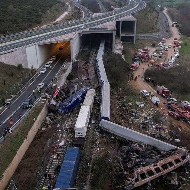 Δύο χρόνια από το τραγικό δυστύχημα στα Τέμπη: Εκατοντάδες συγκεντρώσεις σε όλη την Ελλάδα (BINTEO)