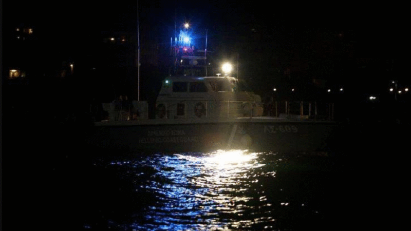 ΣΟΚ: Σορός άνδρα επέπλεε όλη τη νύχτα στον Θερμαϊκό