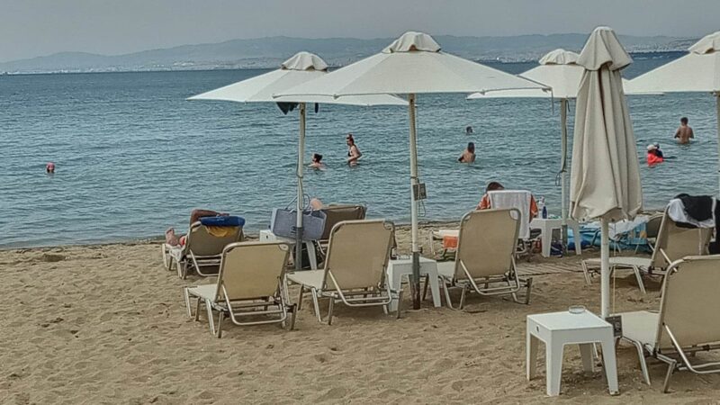 Το MEGA στη Περαία για τις πρώτες βουτιές στη θάλασσα! (ΒΙΝΤΕΟ)