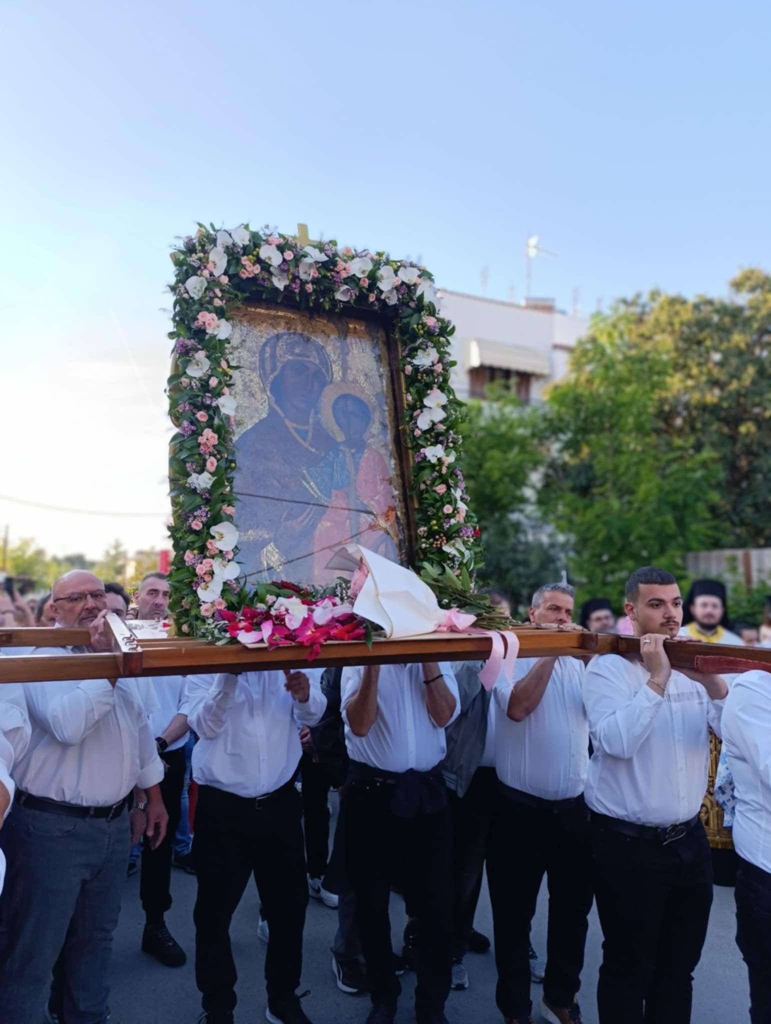 Η Παναγιά μας επέστρεψε στη Μηχανιώνα (ΦΩΤΟΡΕΠΟΡΤΑΖ+2 ΒΙΝΤΕΟ)