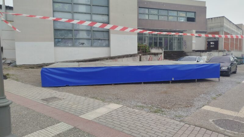Κορυφώνονται οι προετοιμασίες για την Λευκή Νύχτα-Τοποθετήθηκαν οι εξέδρες (ΦΩΤΟΡΕΠΟΡΤΑΖ)