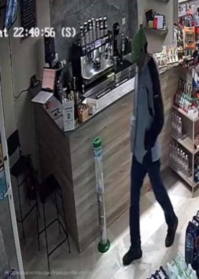 Μπήκε σε ψιλικατζίδικο στη Περαία και αντί για λεφτά έβγαλε…κοτρόνες!