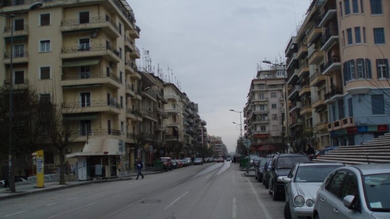 Έκρηξη σε πάρκινγκ πολυκατοικίας στην Αγ. Δημητρίου  – Νεκρή 38χρονη (ΒΙΝΤΕΟ)