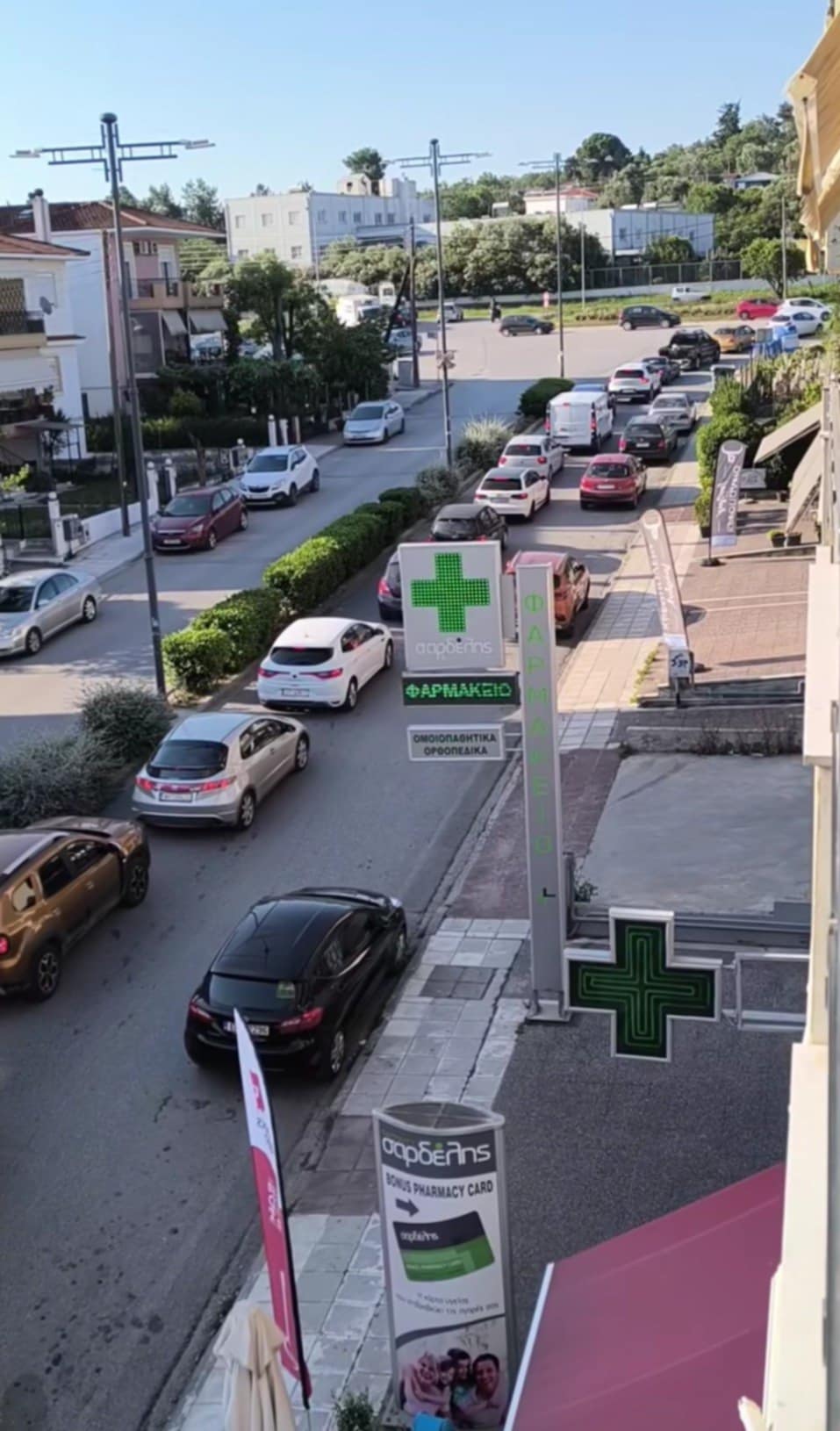 Κυκλοφοριακό κομφούζιο από το πρωί στη Περαία-Αναισθησία του Δήμου, καμία ενημέρωση