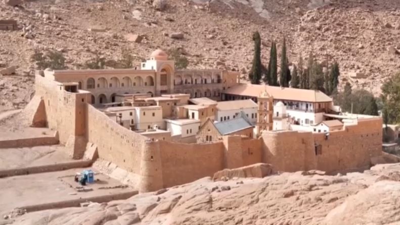 Ιερά Μονή Αγίας Αικατερίνης Σινά: Η ιστορία του παλαιότερου σε λειτουργία χριστιανικού μοναστηριού στον κόσμο (ΒΙΝΤΕΟ)