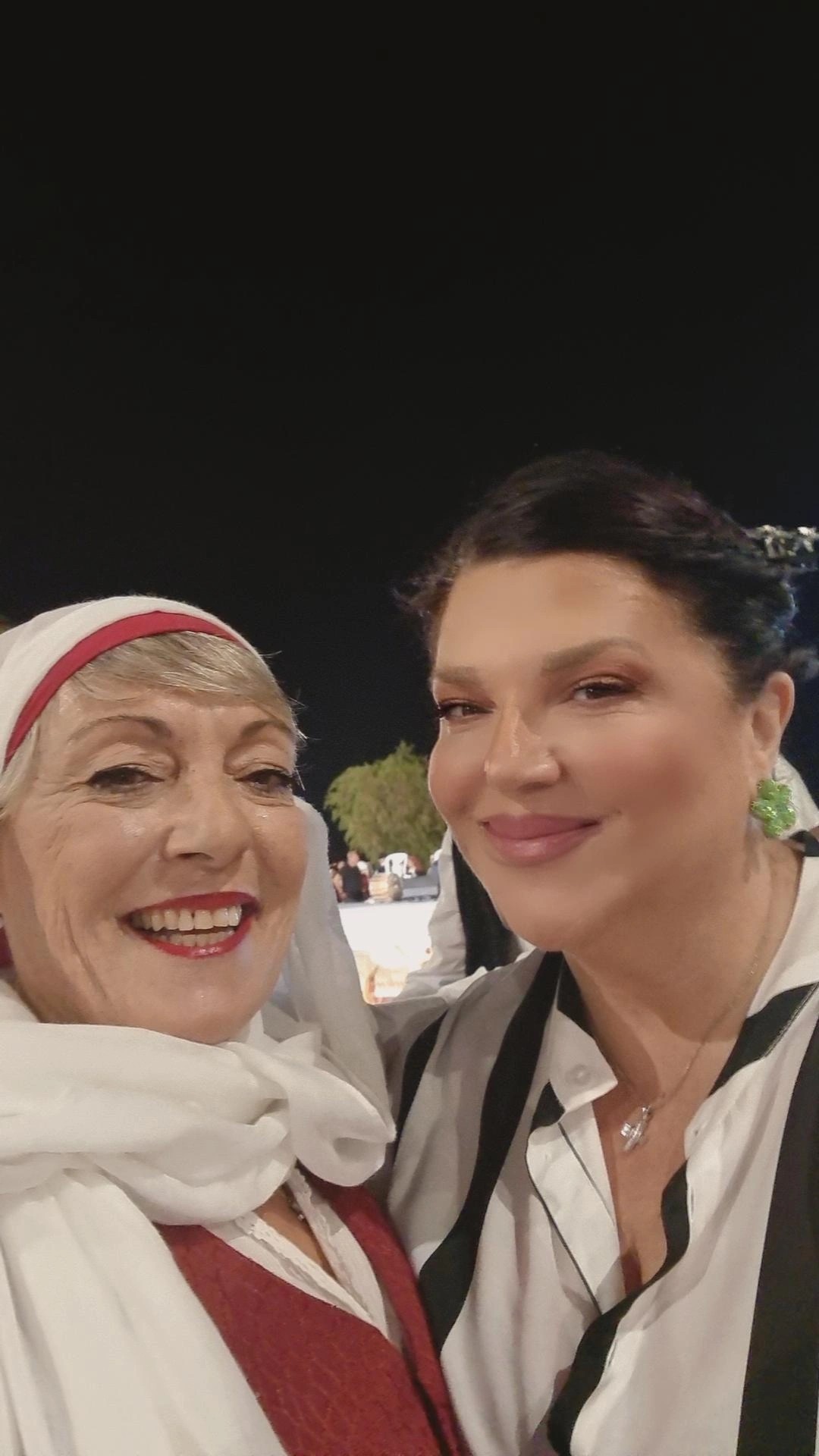 Στα “Καλλιπολίτικα” η Πάττη Πασχαλίδου-Απόψε η συνέχεια με τα “Μουχαμπέτια” (ΦΩΤΟΡΕΠΟΡΤΑΖ)