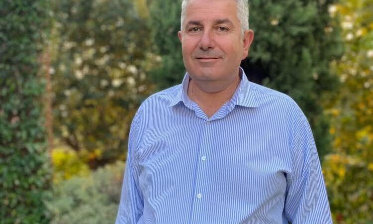 Ξέσπασμα Κούτουκα στη Δημοτική Επιτροπή: “Τι θα γίνει με τα χόρτα;”