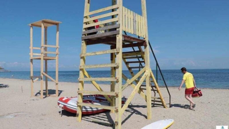 Ναυαγοσώστες σε 6 παραλίες του Δήμου μας