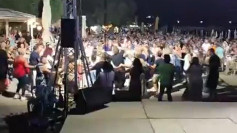 Φούντωσε το γλέντι! Ολη η Αγία Τριάδα μια παρέα! (ΒΙΝΤΕΟ)