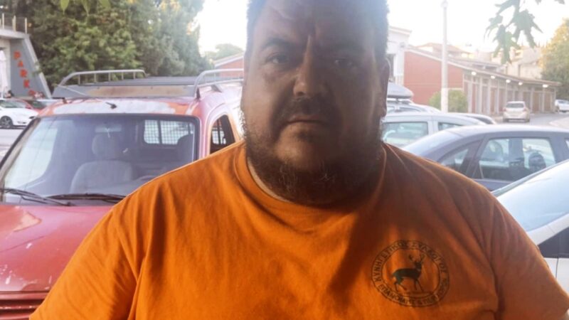 Ενα μεγάλο μπράβο! Αυτός είναι ο άνθρωπος που έσωσε από πνιγμό πατέρα και κόρη στο Ναυάγιο της Επανομής
