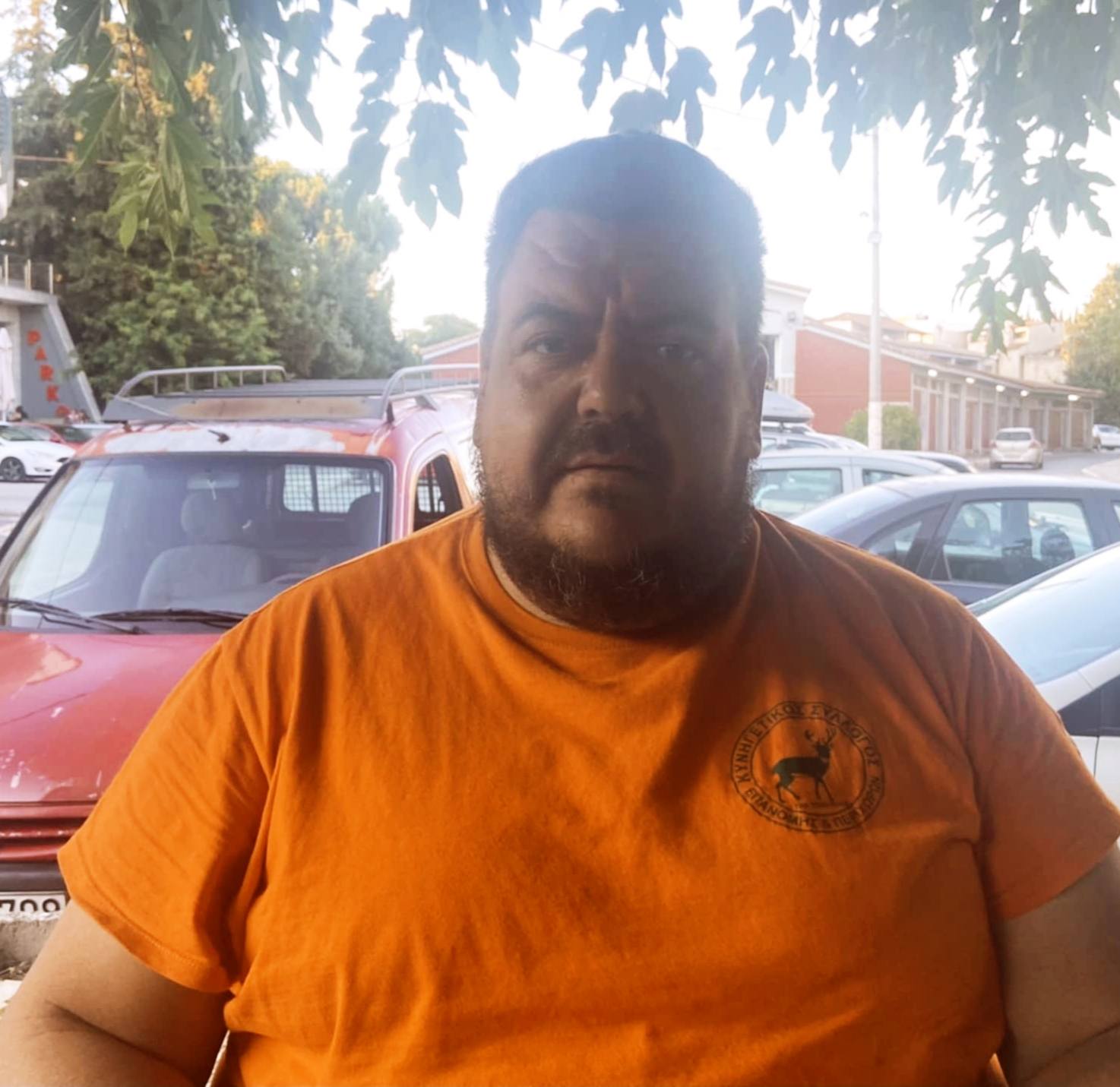 Ενα μεγάλο μπράβο! Αυτός είναι ο άνθρωπος που έσωσε από πνιγμό πατέρα και κόρη στο Ναυάγιο της Επανομής