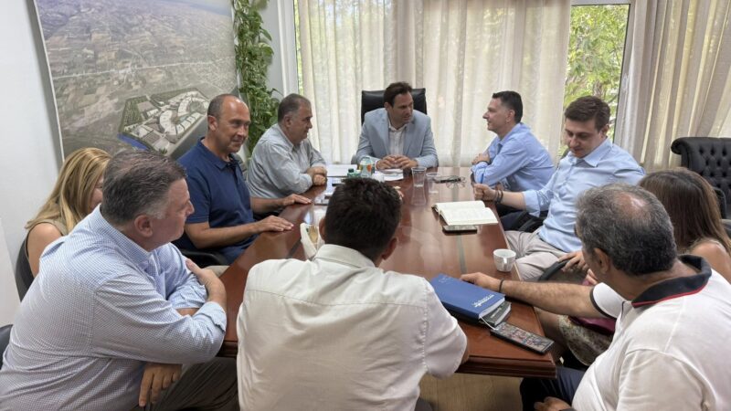 Μπεκίρης και Παπαγεωργίου στο Δημαρχείο