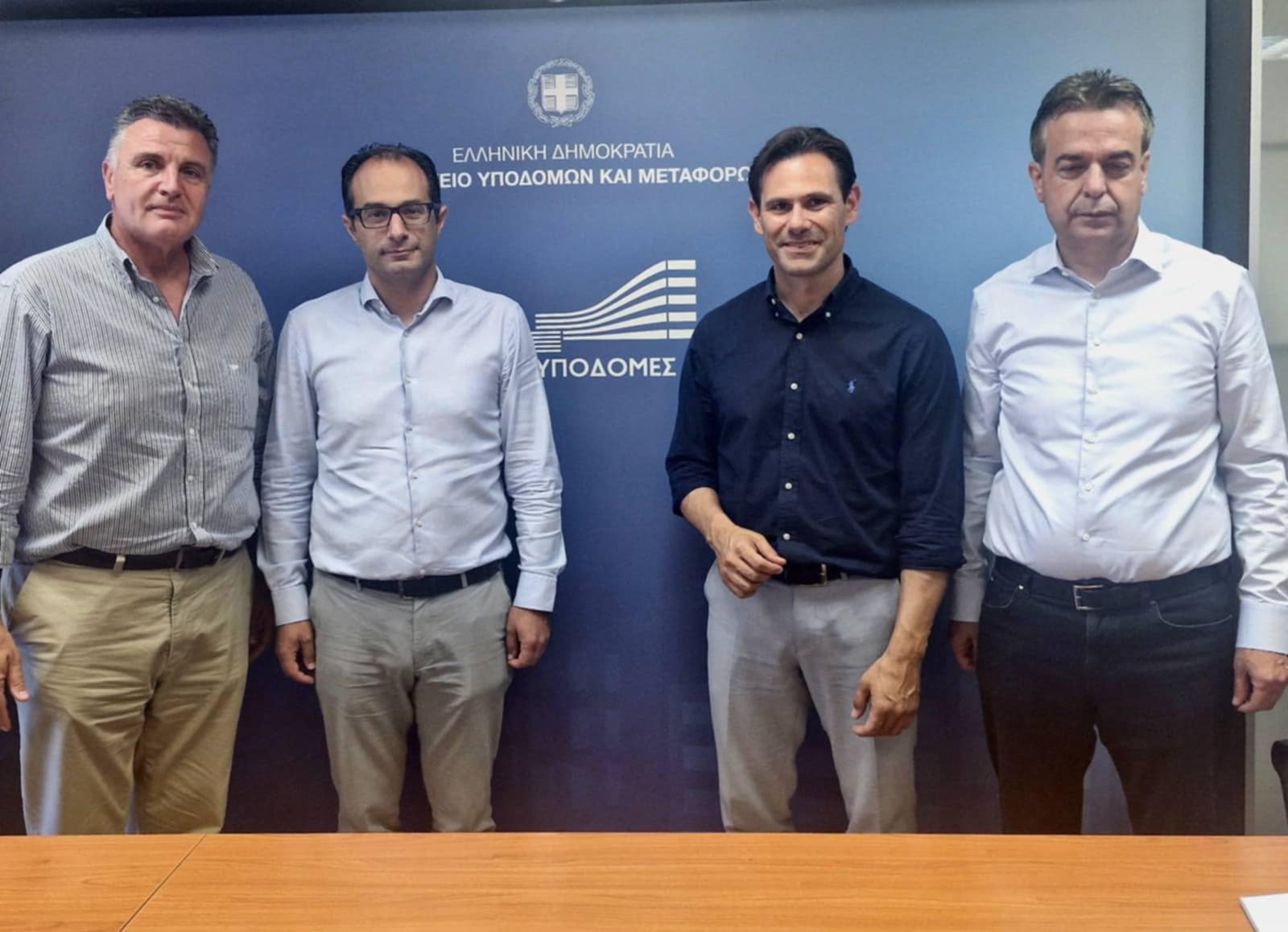 Πήγε Αθήνα ο Τζέκος και πήρε μαζί του τον Λαδόπουλο