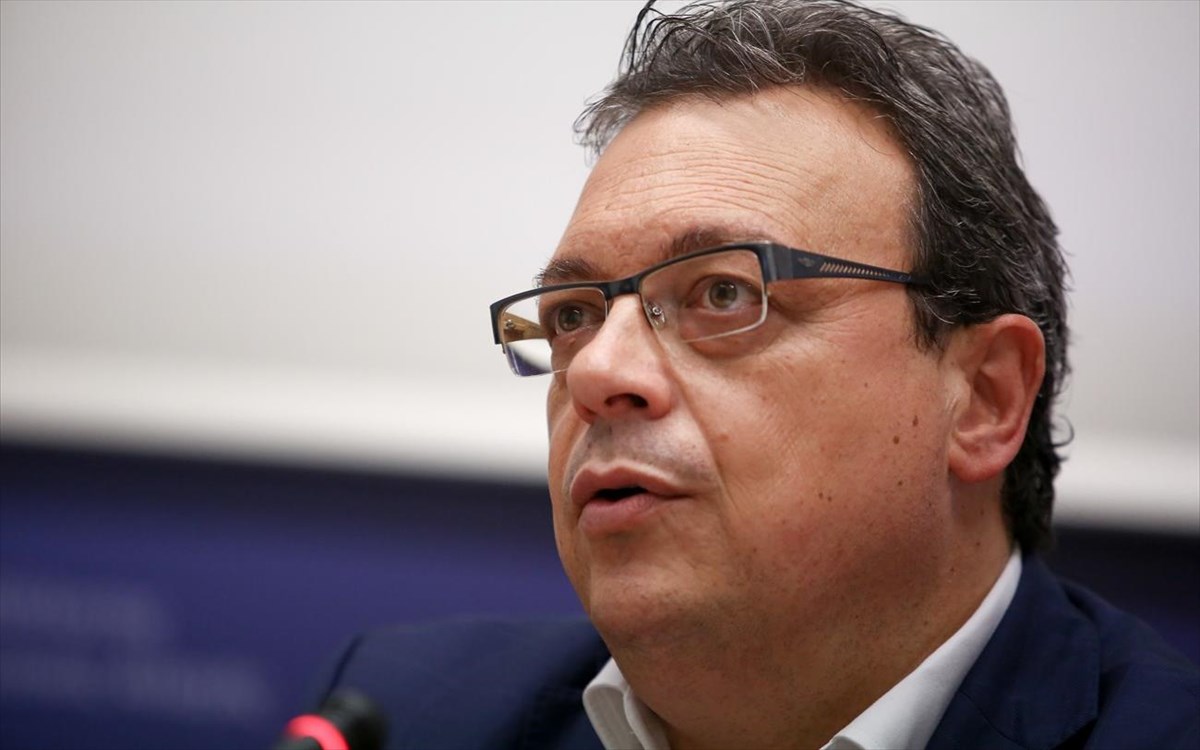 Αφιξη Φάμελλου στην Επανομή- Θα μιλήσει με αγρότες στα ΚΑΠΗ