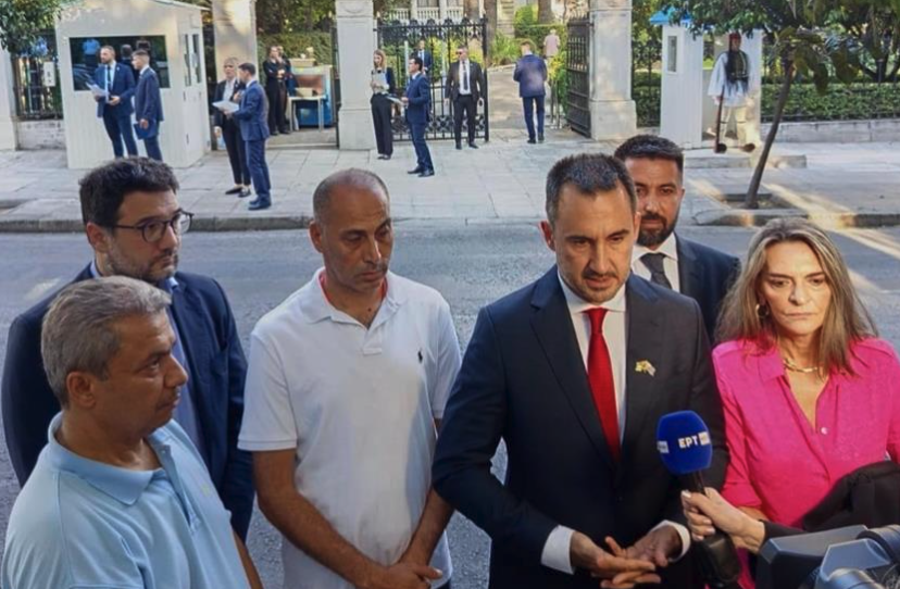 Ο Χαρίτσης πήγε με Παλαιστίνιο στο Προεδρικό Μέγαρο και έφαγε “πόρτα”
