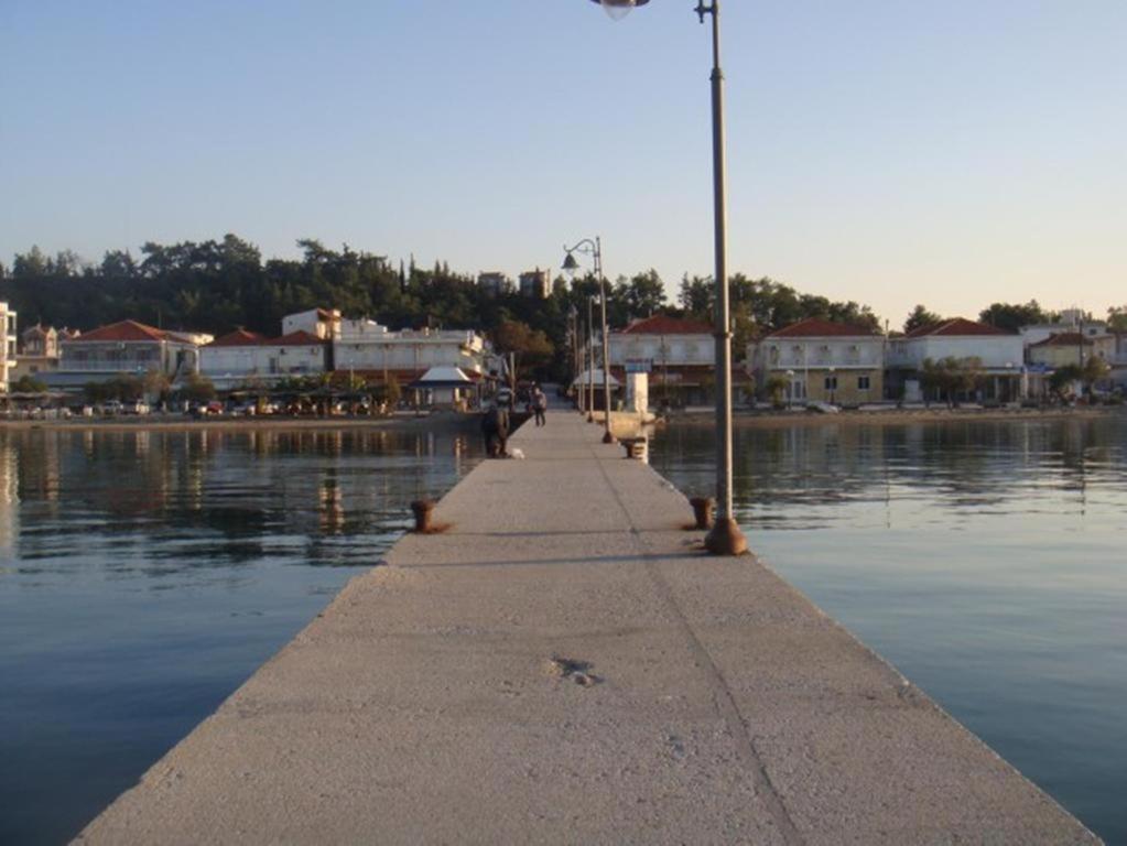 Τραυματίστηκε στο κεφάλι 14χρονος στην προβλήτα της Αγίας Τριάδας