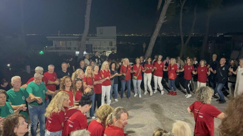 Ατελείωτο γλέντι στην Ανω Περαία για τα 102 χρόνια!!! (ΦΩΤΟΡΕΠΟΡΤΑΖ+ΒΙΝΤΕΟ)